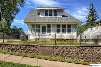 1414 Center St, Omaha, NE 68108