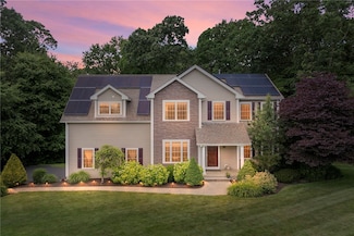 37 Crest Cir, Smithfield, RI 02917