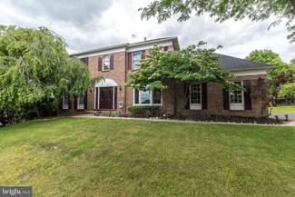 2595 Candytuft Dr, Jamison, PA 18929