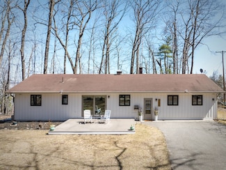9662 Brutus Rd, Brutus, MI 49716