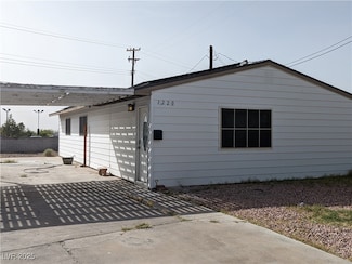 1220 Toledo St, Henderson, NV 89015