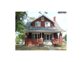 9395 Chestnut Ave SE, East Sparta, OH 44626