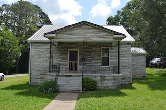 912 N Price St, Sweetwater, TN 37874