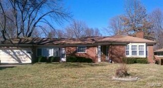 1553 Claudine Dr, Saint Louis, MO 63138