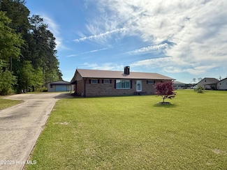 2895 Holly Springs Church Rd, Williamston, NC 27892