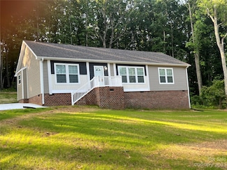 5716 Dalmatian St, Iron Station, NC 28080