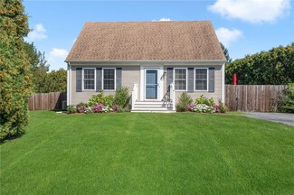 17 Old Farm Way, Middletown, RI 02842