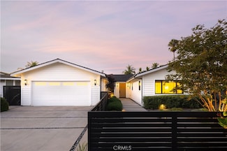 226 Sherwood Place, Costa Mesa, CA 92627