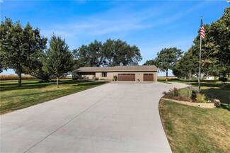 15430 128th Ave, Indianola, IA 50125