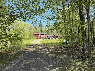 93 Pace Rd, Bennington, VT 05201