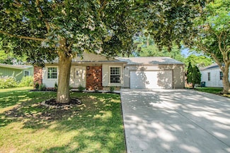 5012 Blackford Dr E, South Bend, IN 46614