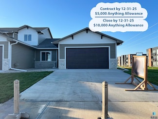 5215 E 67th St, Sioux Falls, SD 57108