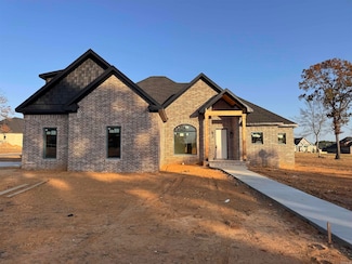 2005 Seattle Slew St, Searcy, AR 72143