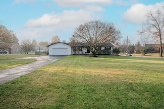 857 E Walnut St, Westerville, OH 43081