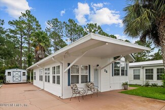 1074 Front St Unit 1A, Welaka, FL 32193