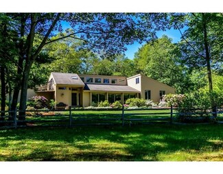 131 Essex St, South Hamilton, MA 01982