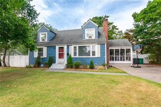 35 Keystone Dr, Warwick, RI 02889