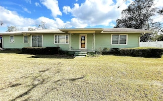 968 Hamilton Ave NE, Live Oak, FL 32064