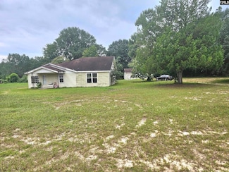 4412 Festival Trail Rd, Wagener, SC 29164