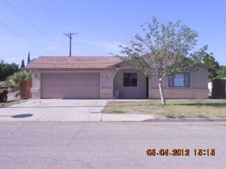 199 Beverlee Way, Westmorland, CA 92281