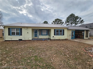 406 E Rosedale St, Paris, AR 72855