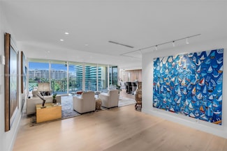 430 Grand Bay Dr Unit 608, Key Biscayne, FL 33149