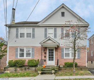 72 Rector St, Millburn, NJ 07041