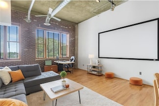 3235 Roswell Rd NE Unit 702, Atlanta, GA 30305