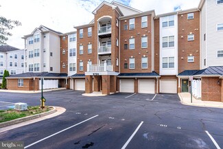 9724 Holmes Place Unit 304, Manassas Park, VA 20111