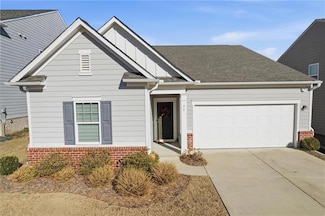71 Carnaby St, Winder, GA 30680