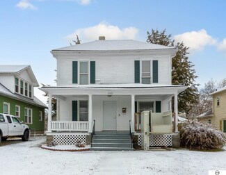 5111 Walker Ave, Lincoln, NE 68504