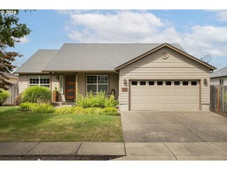2835 Roanoke St, Woodburn, OR 97071