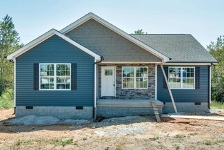 990 Hooper Rd Unit 4, Charlotte, TN 37036