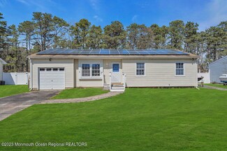 1430 Leguene Ave, Forked River, NJ 08731