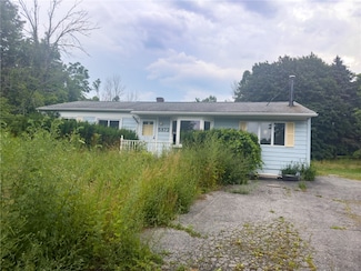 5872 E Beth-Leroy Rd, Bethany, NY 14054