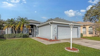 1860 Summer Walk Cir, Sarasota, FL 34232