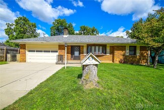 326 Kennedy Dr, Medway, OH 45341