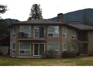 68569 E Fairway Estates Rd, Welches, OR 97067