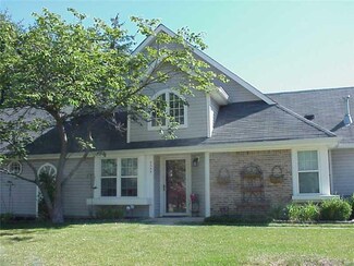 9204 Steeplechase Dr, Indianapolis, IN 46250