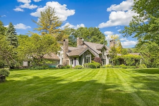 341 Danby Mountain Rd, Dorset, VT 05251