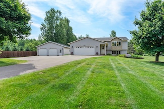 3414 Essen Rd NE, Cambridge, MN 55008