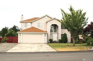 4015 214th Street Ct E, Spanaway, WA 98387