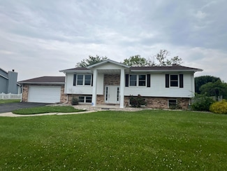 15 Morton Way, Batesville, IN 47006