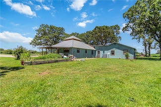 18040 E Holt Rd, Lincoln, AR 72744