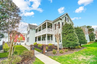 916 Tuckerton Dr, Fort Mill, SC 29708