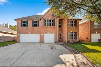 15527 Seminole Canyon Dr, Sugar Land, TX 77498