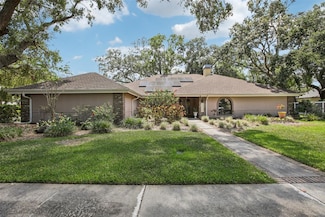 10902 Bent Tree Place, Tampa, FL 33618