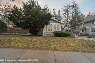 603 Sunset Ln, East Lansing, MI 48823