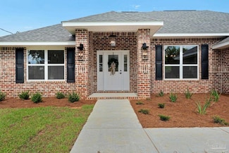 7907 Twin Lake Dr, Milton, FL 32583