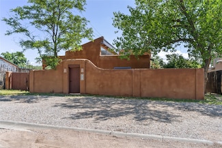 125 Mesa Vista St, Santa Fe, NM 87501